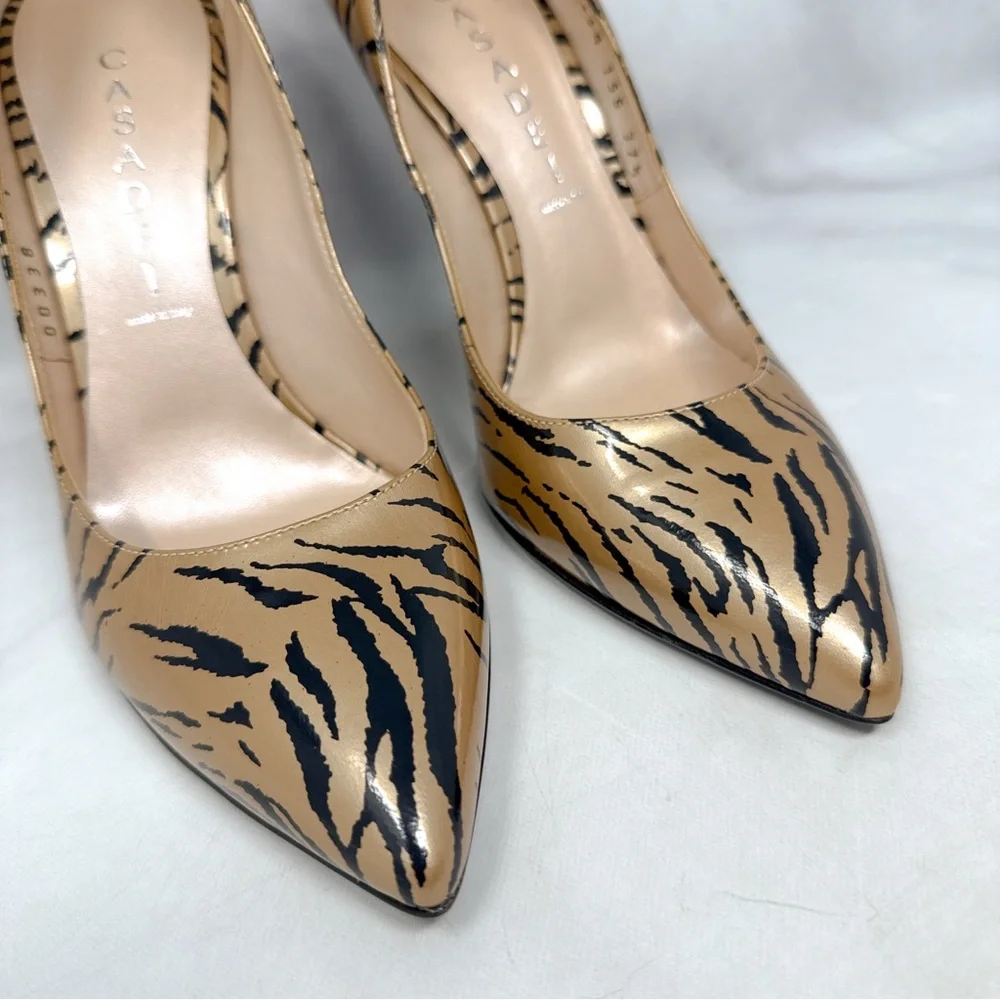 NEW Casadei Vintage Y2K Tiger Patent Leather Pointed Toe Wedge Heel Pumps Retro